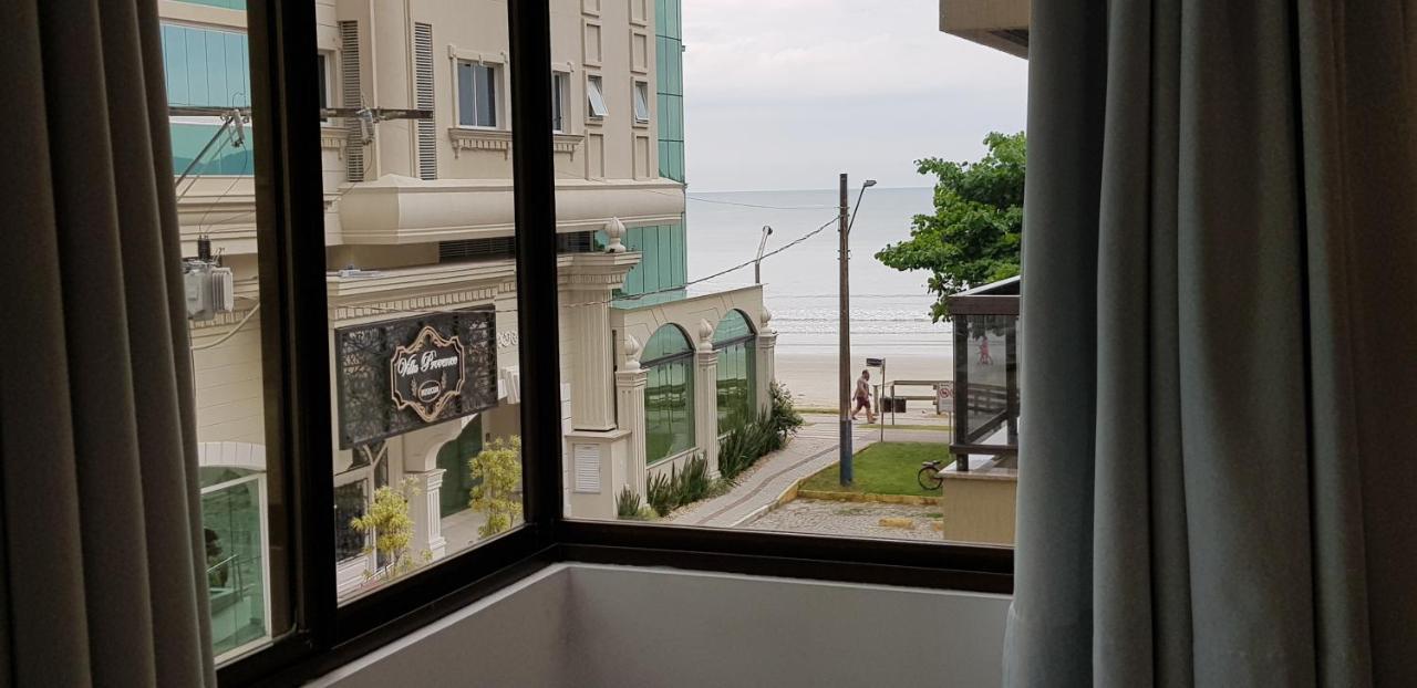 Apto Em Predio Frente Ao Mar, Meia Praia Itapema, Linda Vista, 3 Dormitorios Exterior foto